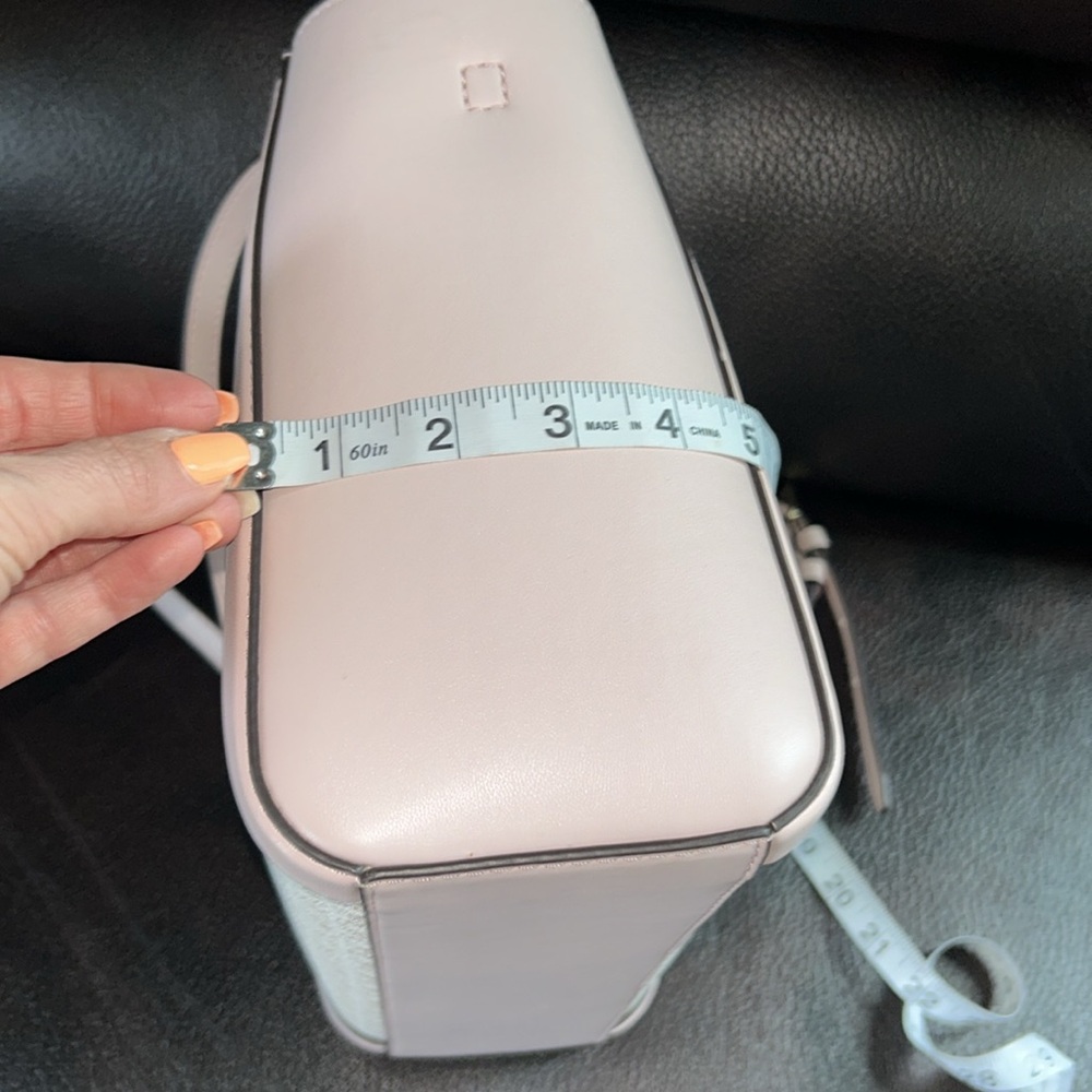 Michael Kors Tote - Picture 12 of 13